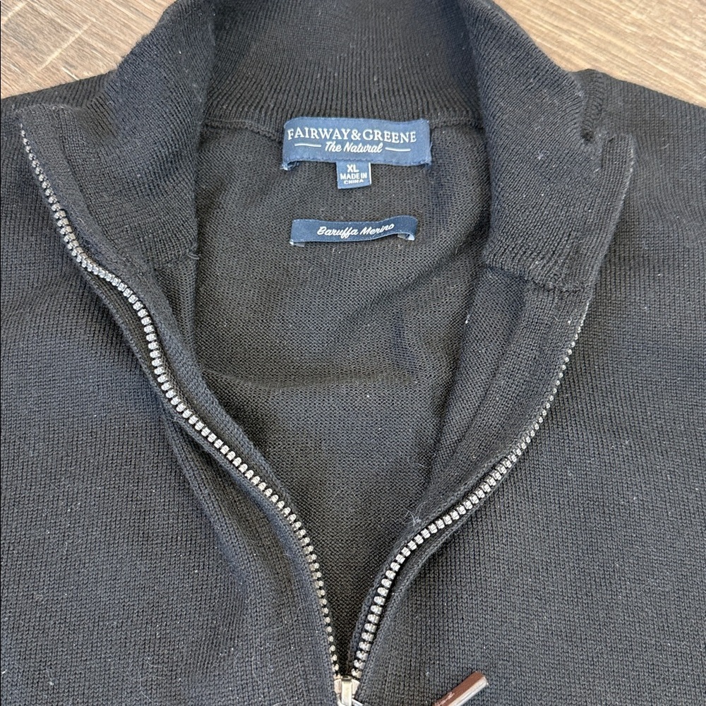 Fairway & Greene Men's Black Merino 1/4 Zip Sweater size XL - Picture 2 of 4